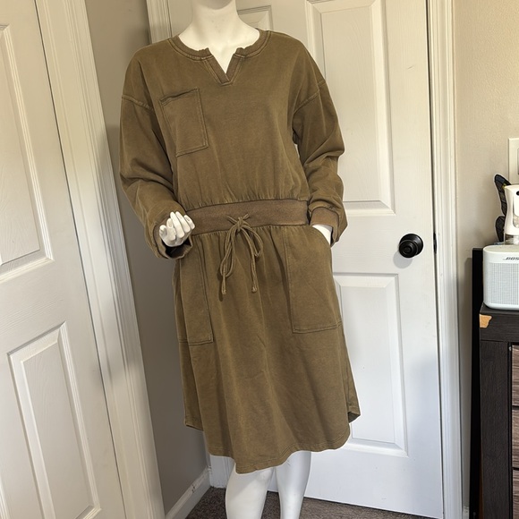 Doe & Rae Dark Olive Long Sleeve Dress - Picture 2 of 7